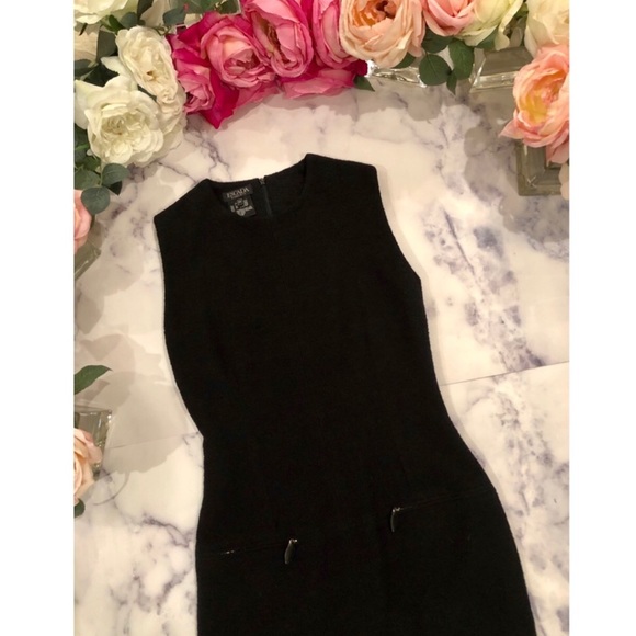 ESCADA Elements Virgin Wool Black Sheath Dress - Picture 4 of 8